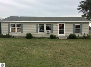 2173 W M 113, Kingsley, MI 49649