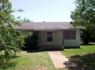 308 SE 2nd St, Mount Enterprise, TX 75681