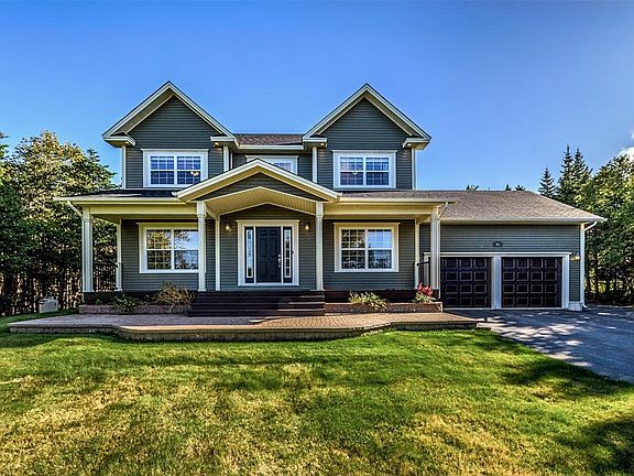 3rd image of 43 Pine Ridge Crescent