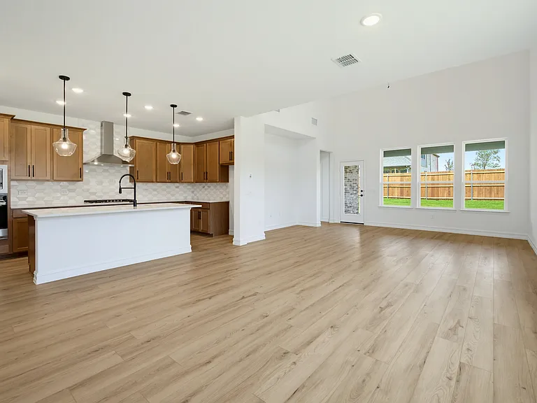 4225 Spanner Dr — Photo 4