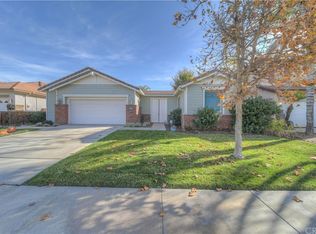 31808 Feather Creek Dr, Menifee, CA 92584