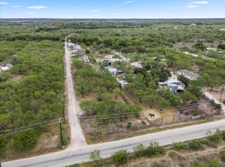 211 Caldwell Rd, Dale, TX 78616