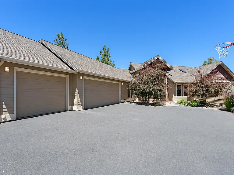 3345 NW Panorama Dr — Photo 59