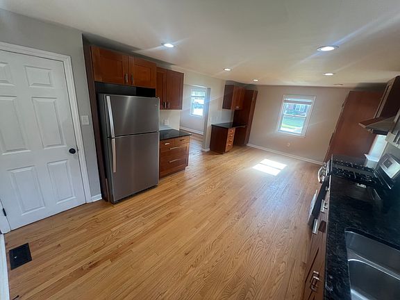 5th image of 18 Olga Rd