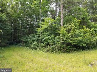 10524 Fox Run Crossing Ln, Bumpass, VA 23024