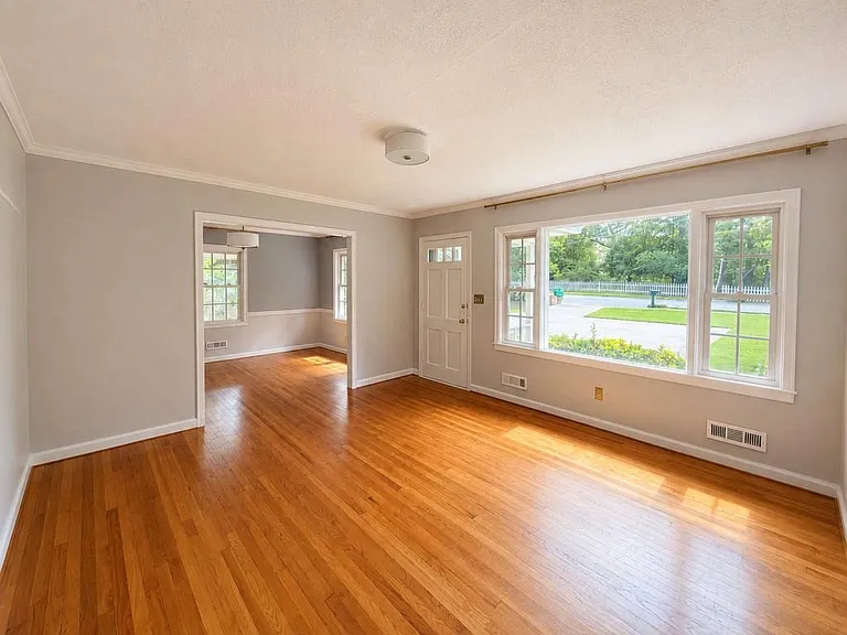 1194 Houston Mill Rd NE — Photo 6