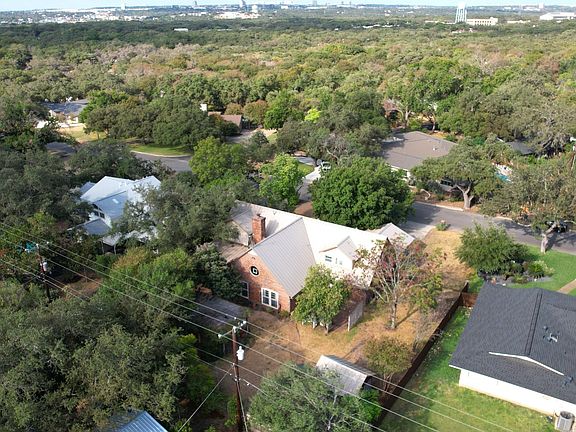 4th image of 408 PRINZ DR