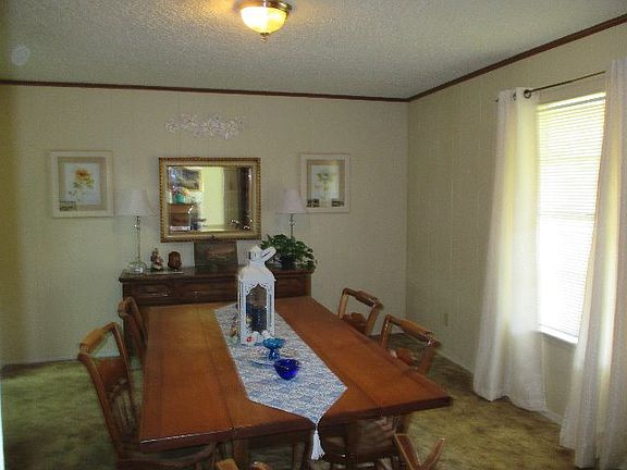 3rd image of 709 Crestline Dr