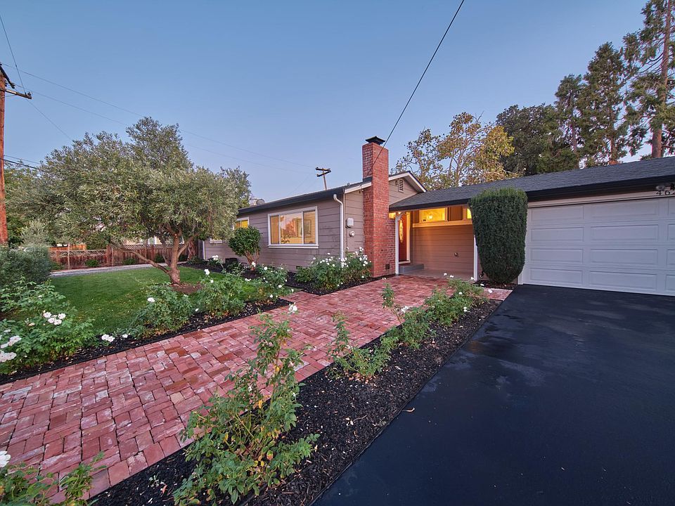 1st image of 462 Shamrock Dr #462