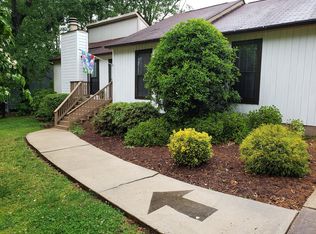 1424 Fairway Ridge Dr, Raleigh, NC 27606