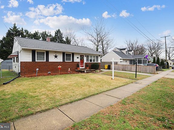 3rd image of 151 Olen Dr