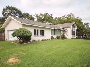 117 Harris Creek Rd, Hampton, VA 23669