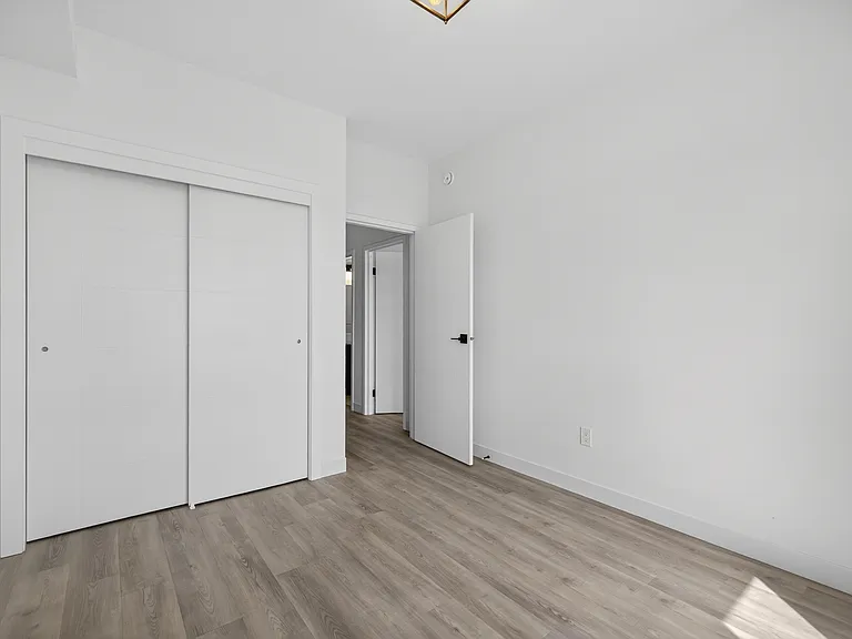 11 Merkel Manza Blvd — Photo 83