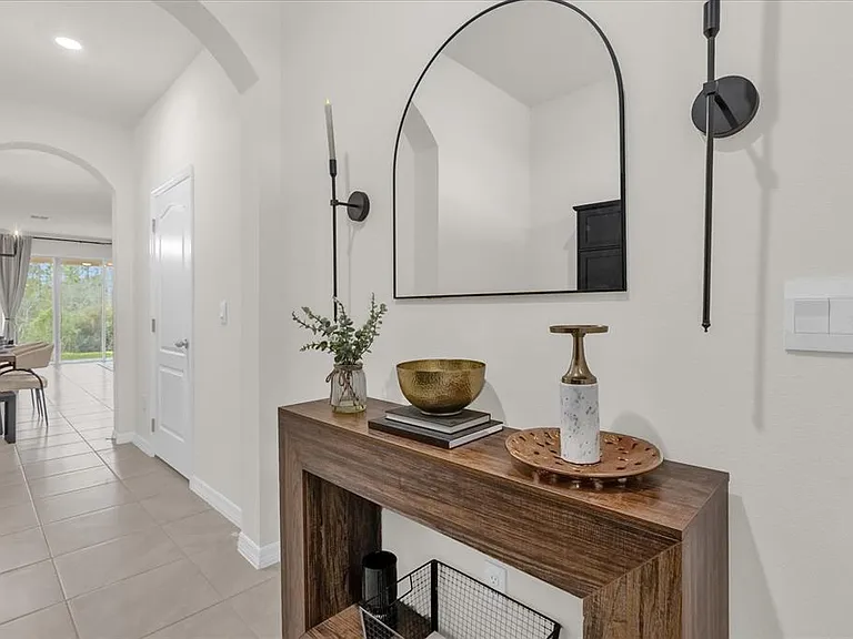 110 Reena Dr — Photo 3