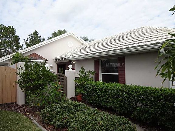 4th image of 742 Harrington Lake Dr N #119
