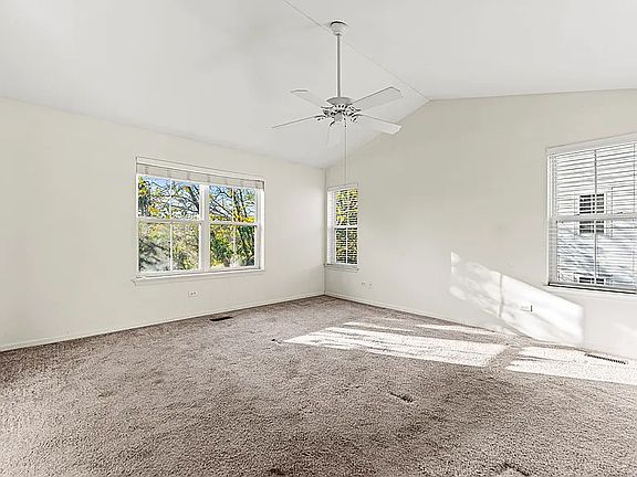 3rd image of 319 Tower Hill Dr