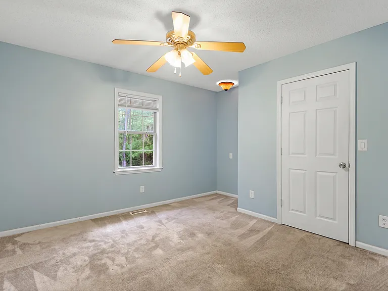 598 Slick Rock Rd — Photo 16