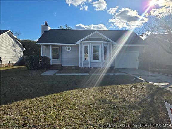 2nd image of 819 Eastchester Pl