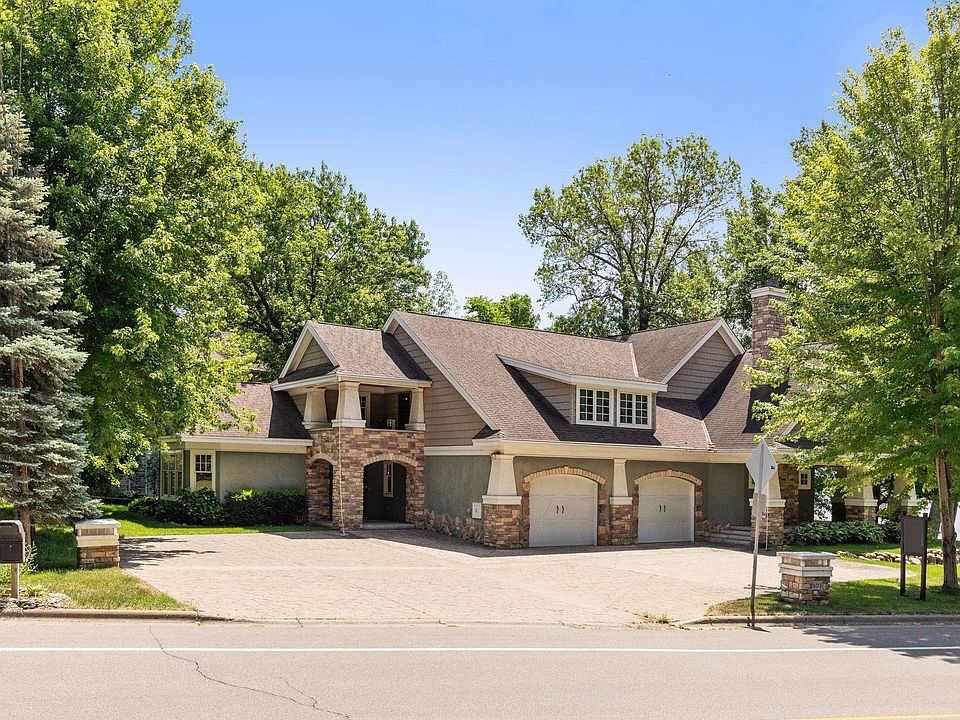 2103 Long Lake Rd, New Brighton, MN 55112 Zillow
