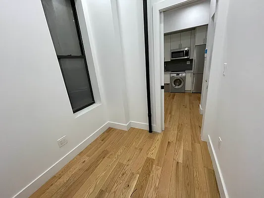 Rented by REAL New York | media 12