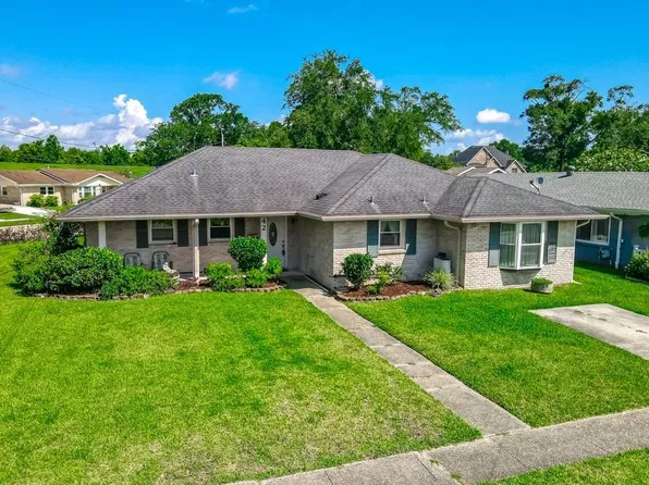 42 Hennessey Ct, River Ridge, LA 70123