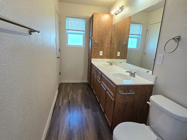 3316 Stonewall Dr #B — Photo 13