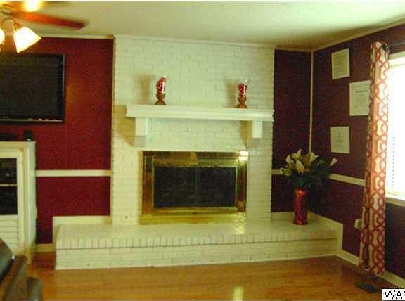 3rd image of 4335 31st Ave E