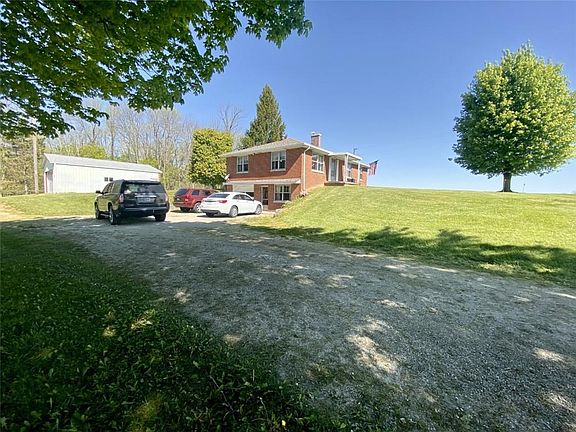 4th image of 566 E County Road 580 N