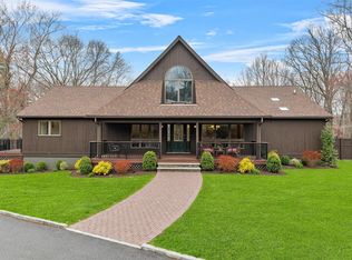 217 Locust Ave, Cortlandt Manor, NY 10567