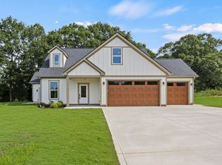 366 Lyman Lake Rd, Lyman, SC 29365