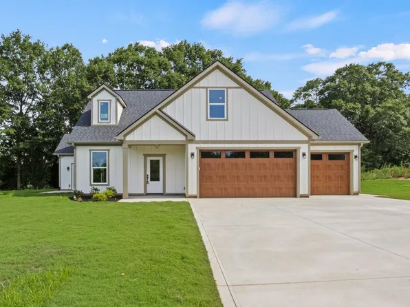 366 Lyman Lake Rd, Lyman, SC 29365