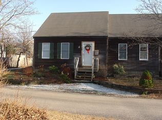 68 Pleasant St #2, Provincetown, MA 02657