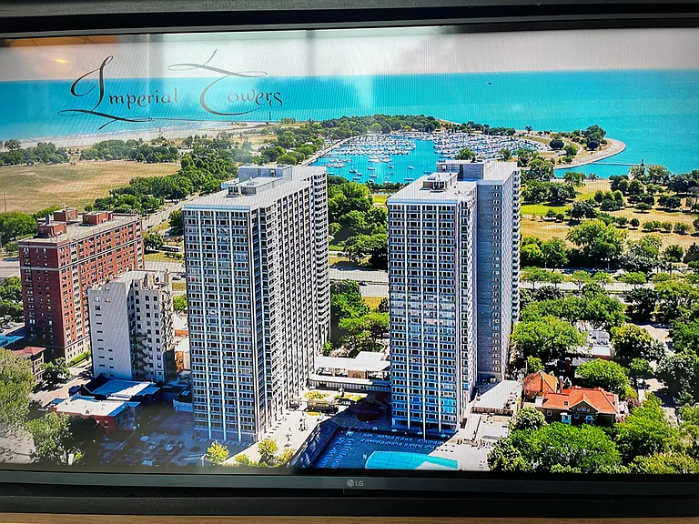 4250 N Marine Dr #1003 — Photo 26
