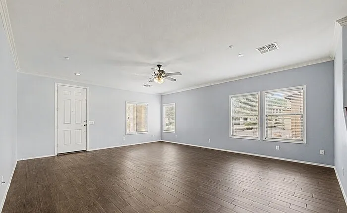 17593 N 185th Dr — Photo 5