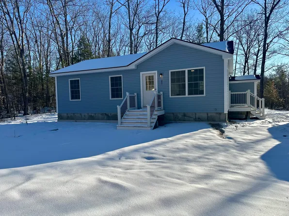 221 Dunton Road, Naples, ME 04055