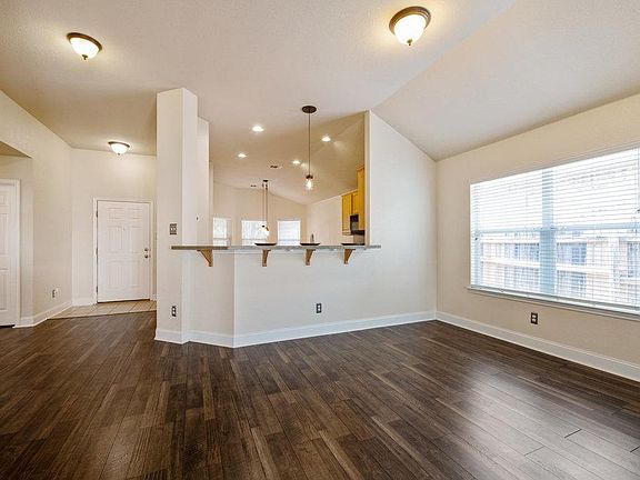 3rd image of 2720 Granite Creek Dr