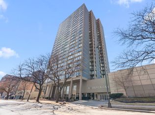 5320 N Sheridan Rd APT 2201, Chicago, IL 60640