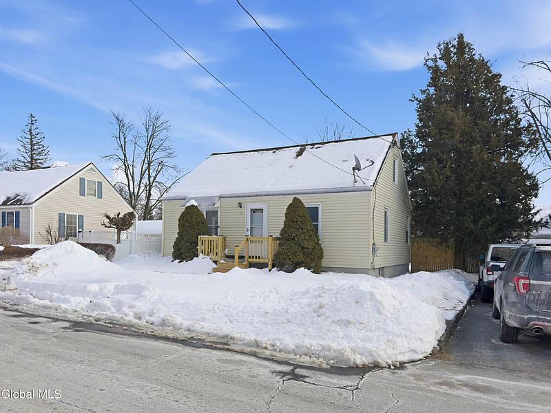 3rd image of 37 Rooney Avenue