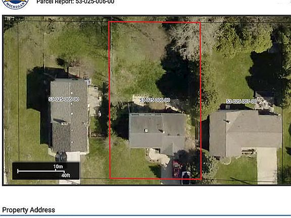 2nd image of 205 N Dr W