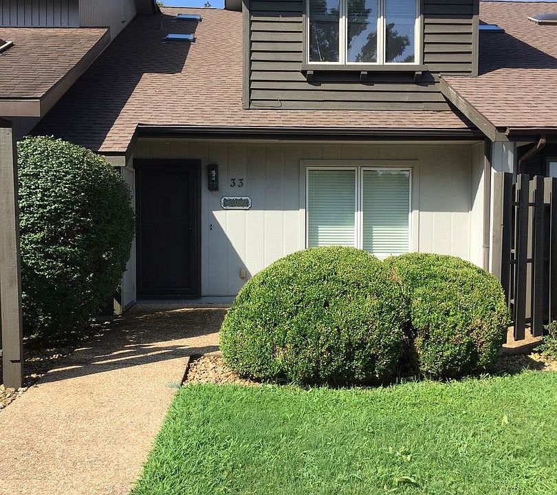 1st image of 33 Fairway Dr