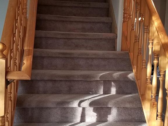 5th image of 23621 E Maxwell Dr