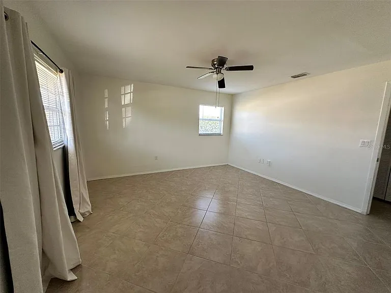 1067 Webster Ave NW — Photo 5