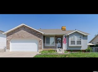 1098 N 2875 W, Layton, UT 84041