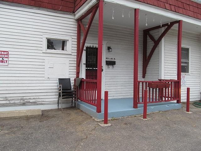 1st image of 109 High St #C