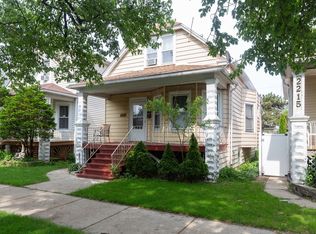 2217 N Leamington Ave, Chicago, IL 60639