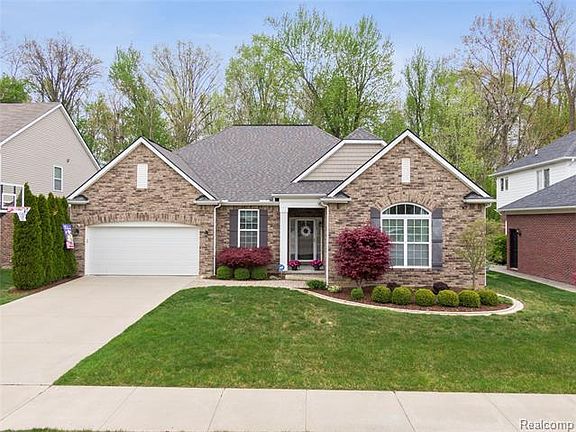 2nd image of 22323 Beech Knoll Dr
