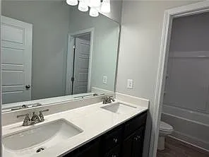 4 bed, 3.0 bath, 2537 sqft, $2,500 — Photo 4