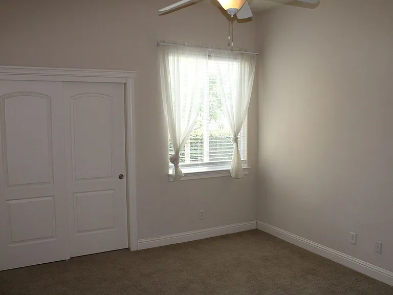 1022 Sunriver Ln — Photo 14