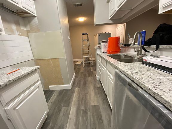 4th image of 1310 Harwell Dr