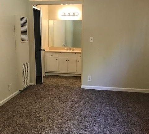 5th image of 6717 Wilkinson Ave #105